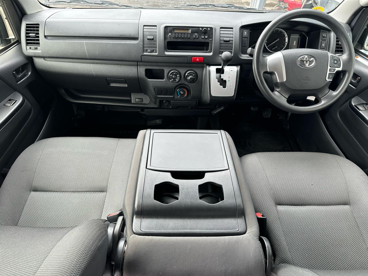 2022 Toyota HIACE