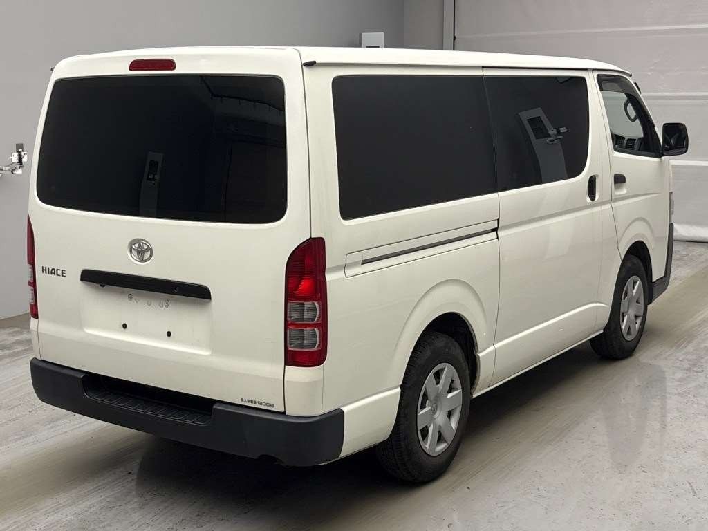 2021 Toyota HIACE