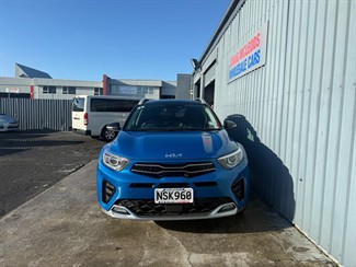2021 Kia Stonic - Thumbnail