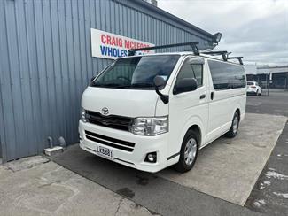 2012 Toyota HIACE - Thumbnail
