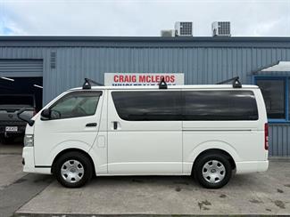 2012 Toyota HIACE - Thumbnail