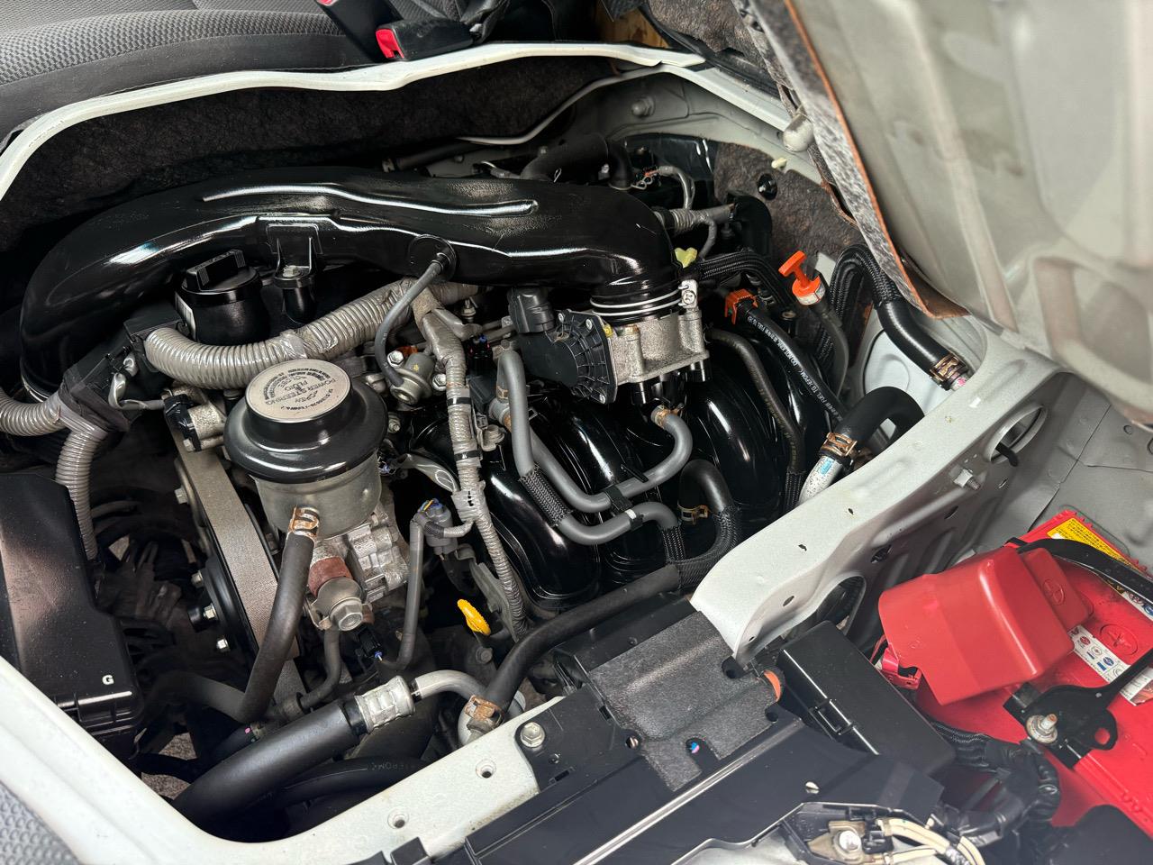2012 Toyota HIACE