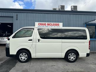 2020 Toyota HIACE - Thumbnail