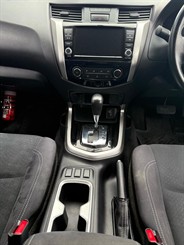 2020 Nissan NAVARA - Thumbnail
