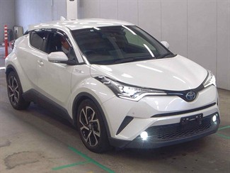 2017 Toyota C-HR - Thumbnail